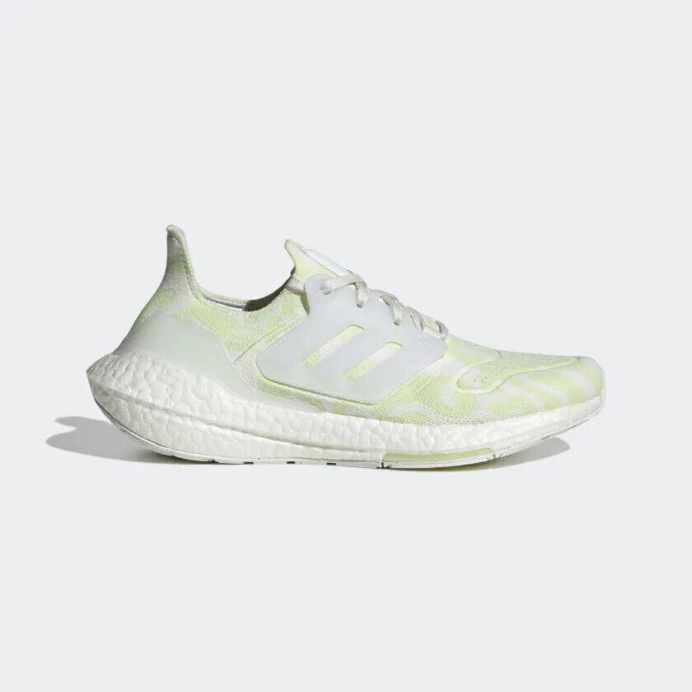 [NEW] Women's‎ Adidas UltraBoost 22 Shoes Size 9 GX6302